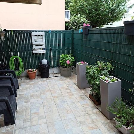 Chez Ilenia Apartman Lagny Kültér fotó